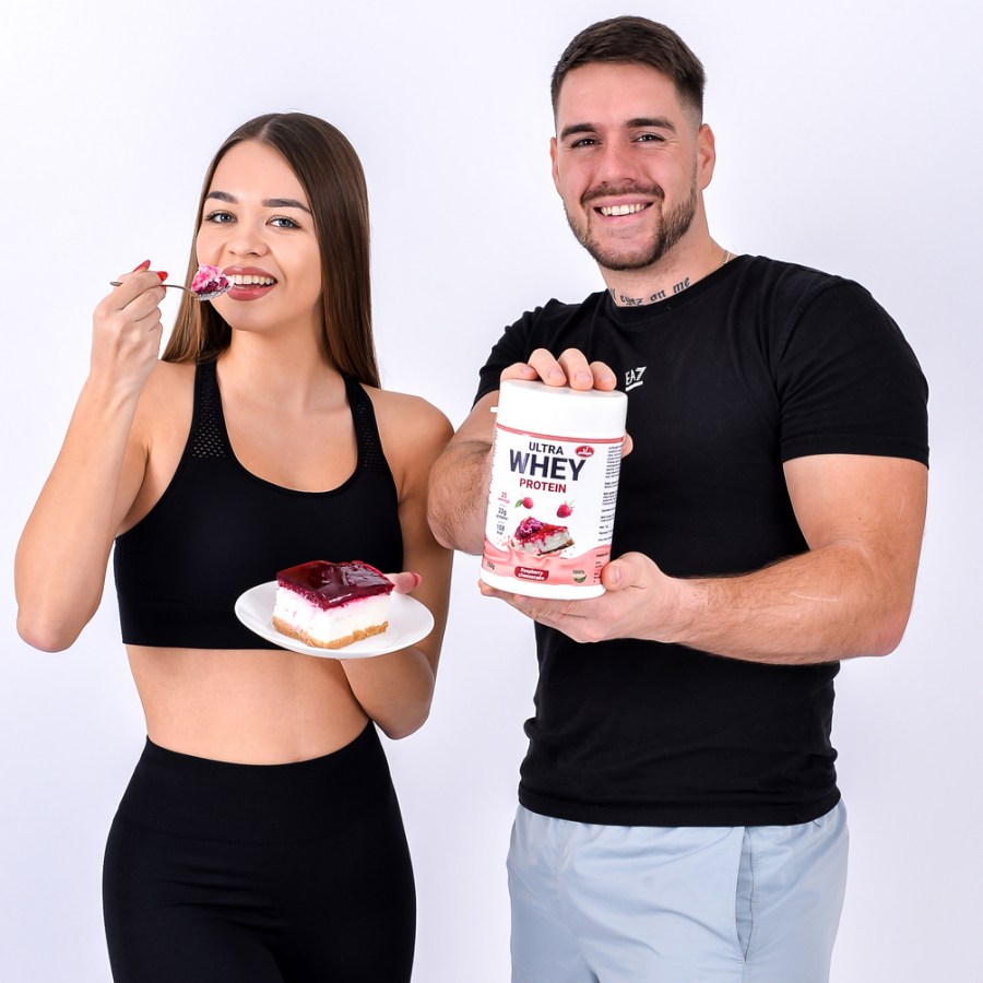 1olympic-ultra-whey-protein-cizkejk-malina-750g-modeli-lifestyle