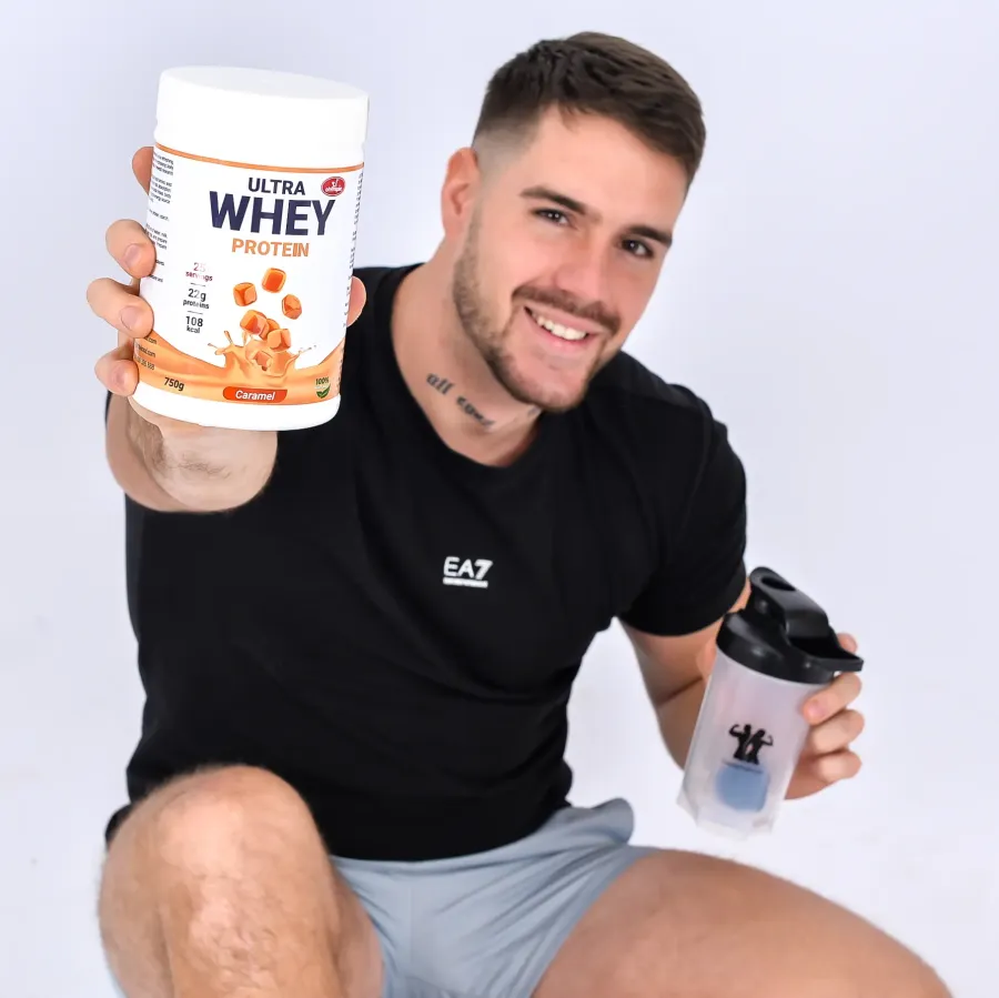 olympic-ultra-whey-protein-karamela-750g-model-sa-pakovanjem-i-sejkerom